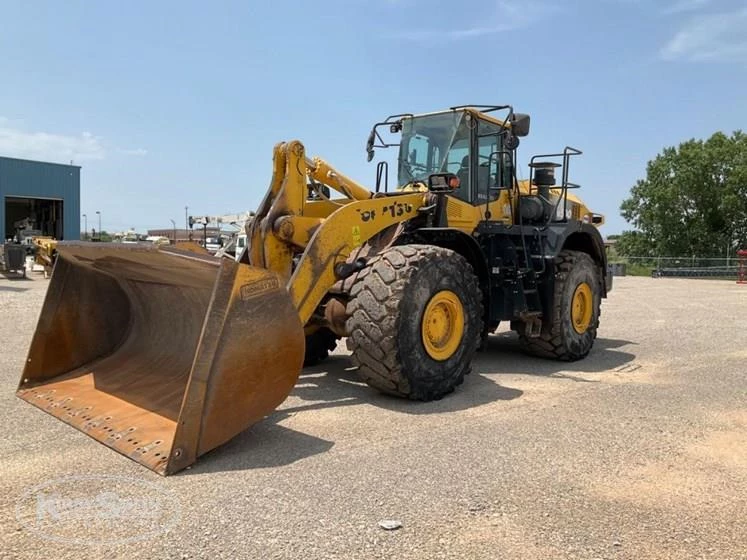 Used Komatsu Loader